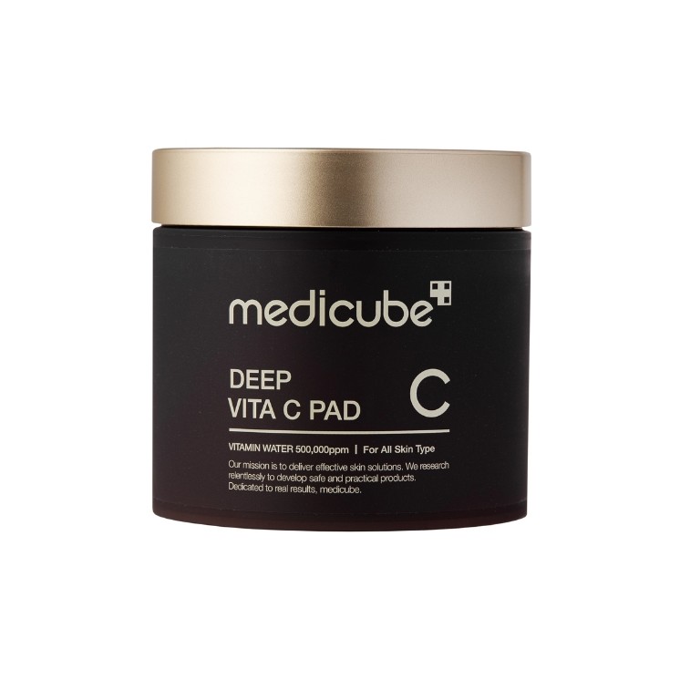 Medicube Deep Vita C Pad  Rozjaśniające Płatki do Twarzy z Witaminą C  70 sztuk 150 g
