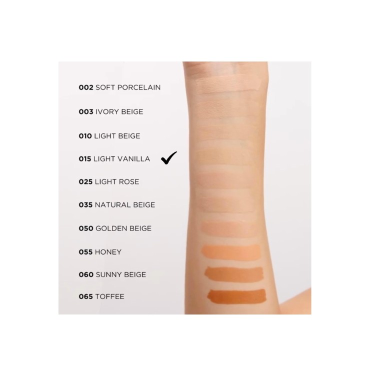 Eveline Liquid Control Gezichtsfoundation met Niacinamide in Druppelaar /015/ Light Vanilla 32 ml